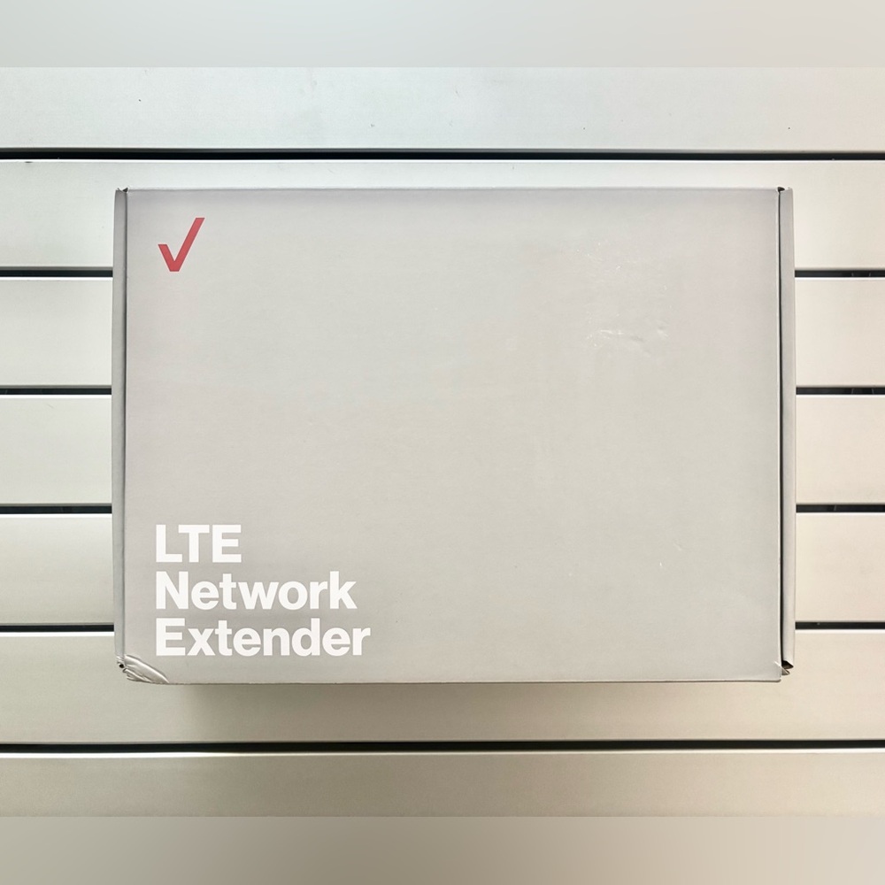 Brand New Verizon 4G LTE Network Extender Signal Booster - ASK-SFE116 - Open Box